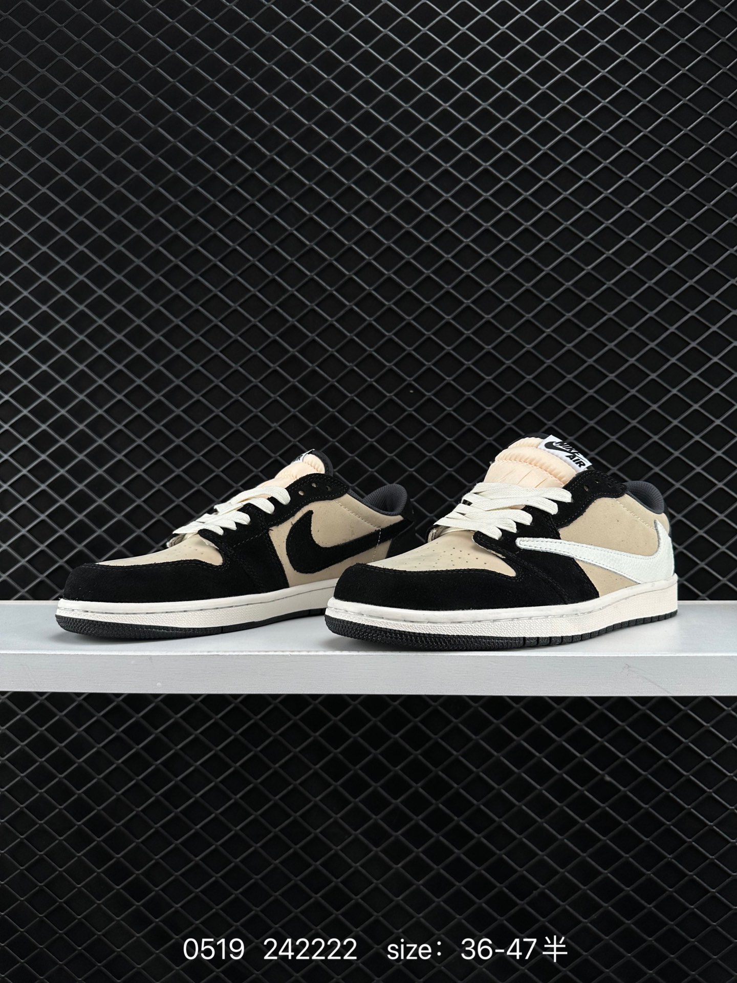 Travis Scott x Air Jordan 1 Low